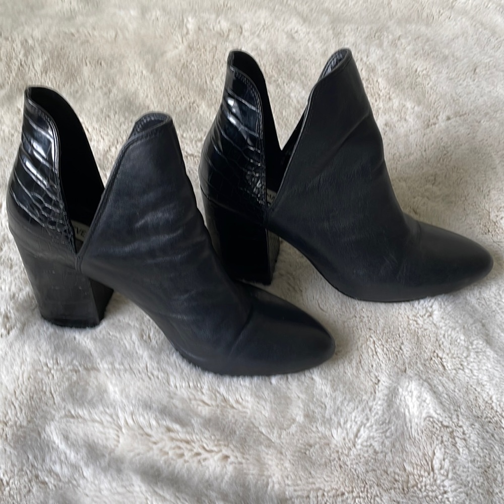 Steve madden leather boots size 9.5